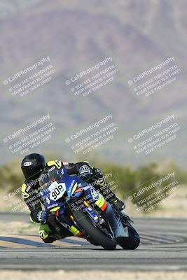 media/Jan-15-2026-Racers Edge (Thu) [[dfebeb70ab]]/2-A Group/Session 5 (Turn 5)/